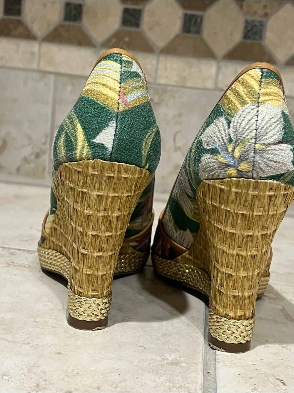 Anne Klein tropical floral